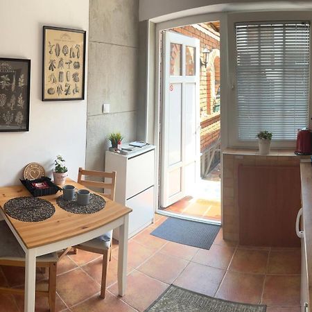 Garsonjera Zvezdara Apartment เบลเกรด ภายนอก รูปภาพ