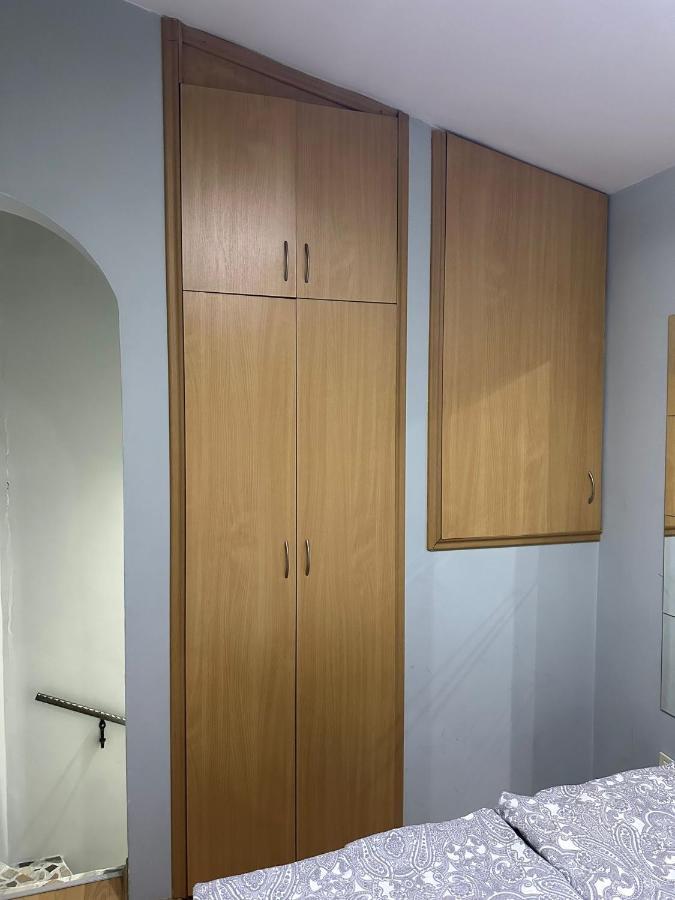 Garsonjera Zvezdara Apartment เบลเกรด ภายนอก รูปภาพ