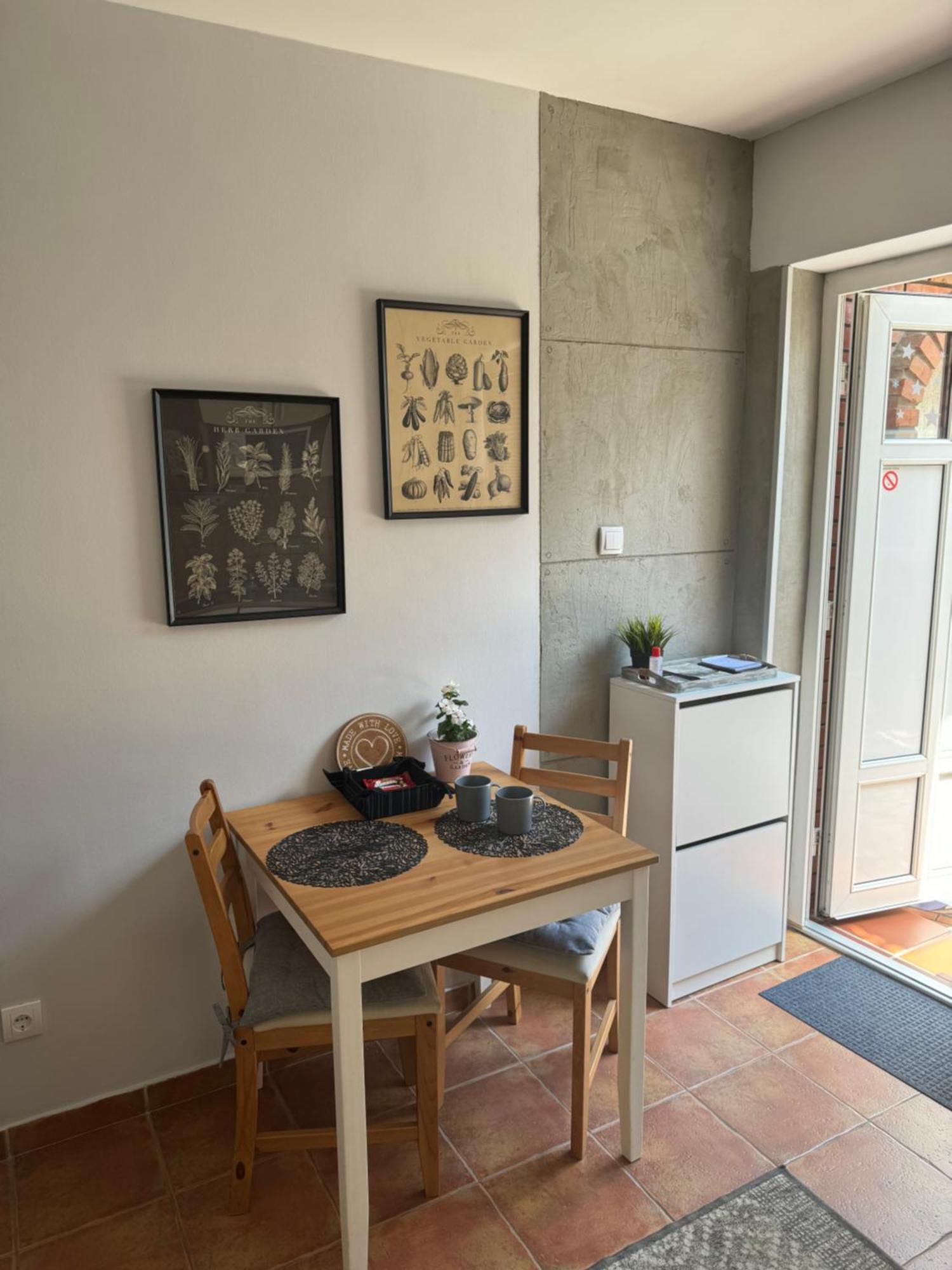 Garsonjera Zvezdara Apartment เบลเกรด ภายนอก รูปภาพ