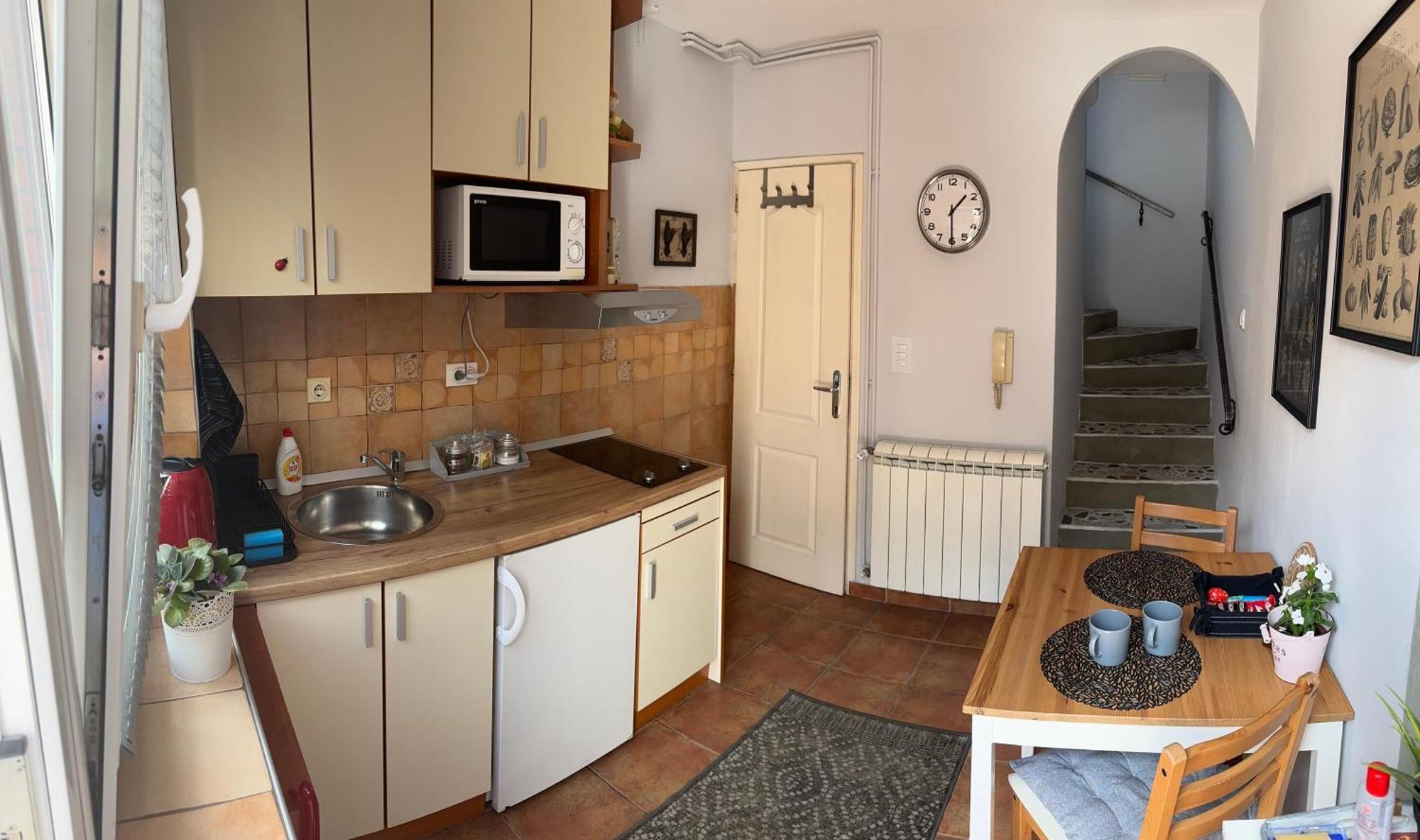 Garsonjera Zvezdara Apartment เบลเกรด ภายนอก รูปภาพ